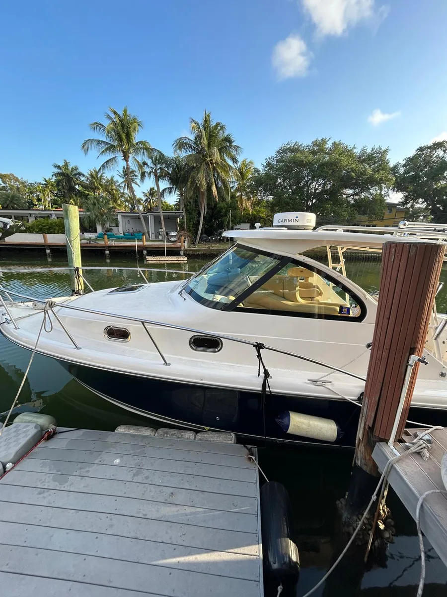 Boston Whaler 315 Offshore full vessel marine detailing, Panama City FL